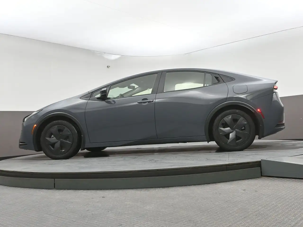 Toyota Prius снимка Toyota Prius