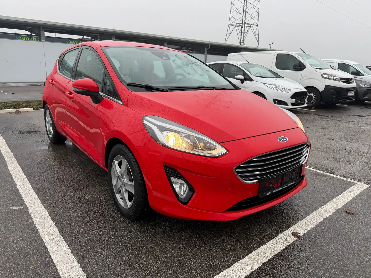 Ford Fiesta 1.0 Ecoboost Titanium Automatik Rot - 1