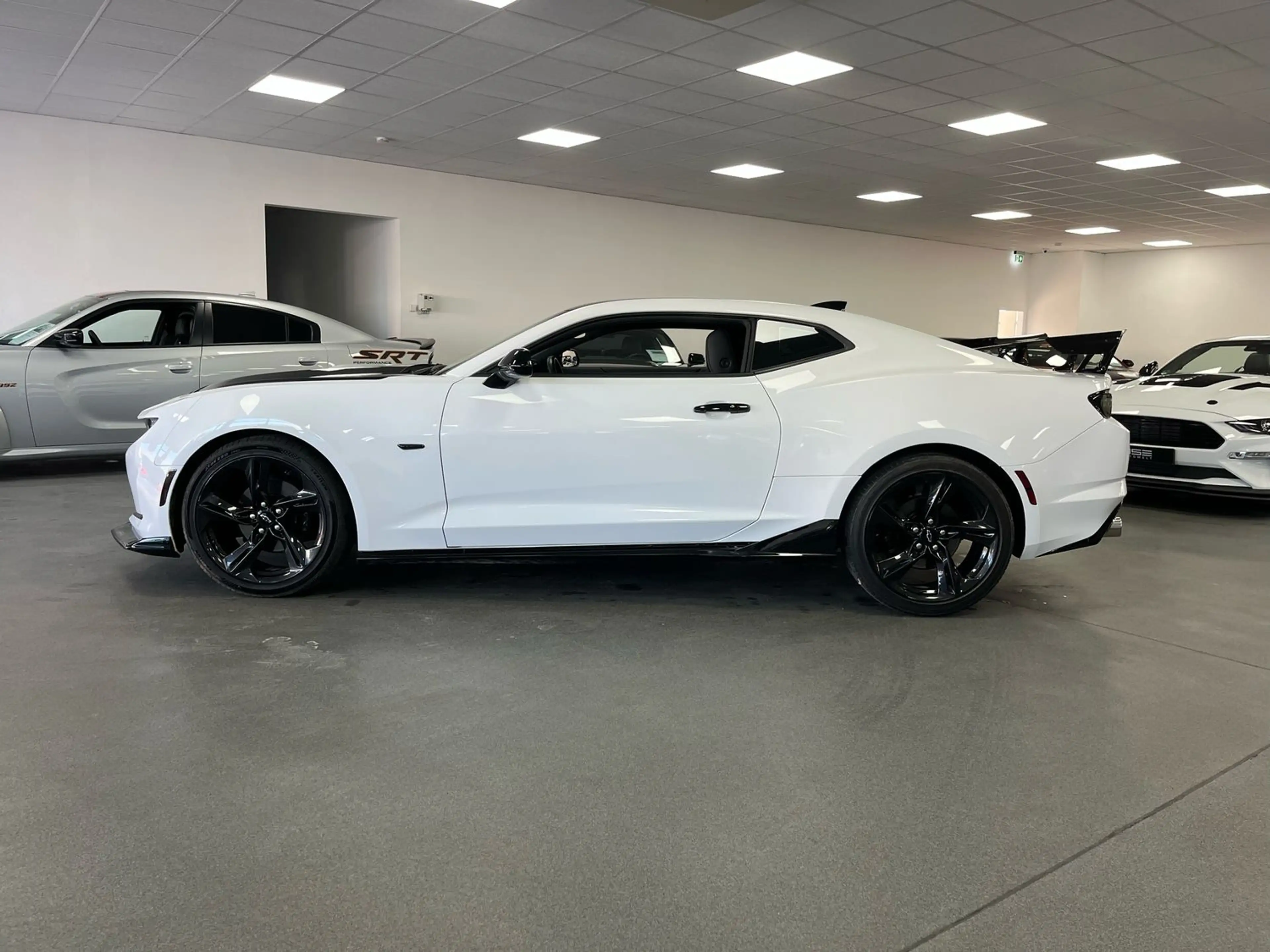 Chevrolet Camaro RS *3,6l V6 ZL1-Spoiler / 4-Rohr/LED* — photo 6