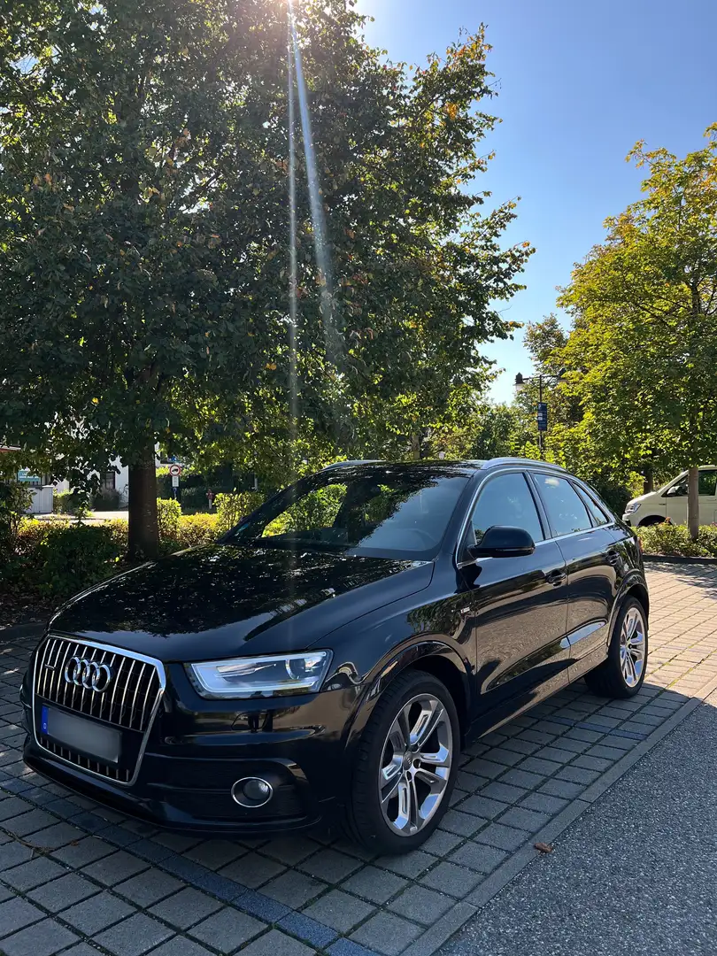 Audi Q3 2.0 TDI quattro Schwarz - 1