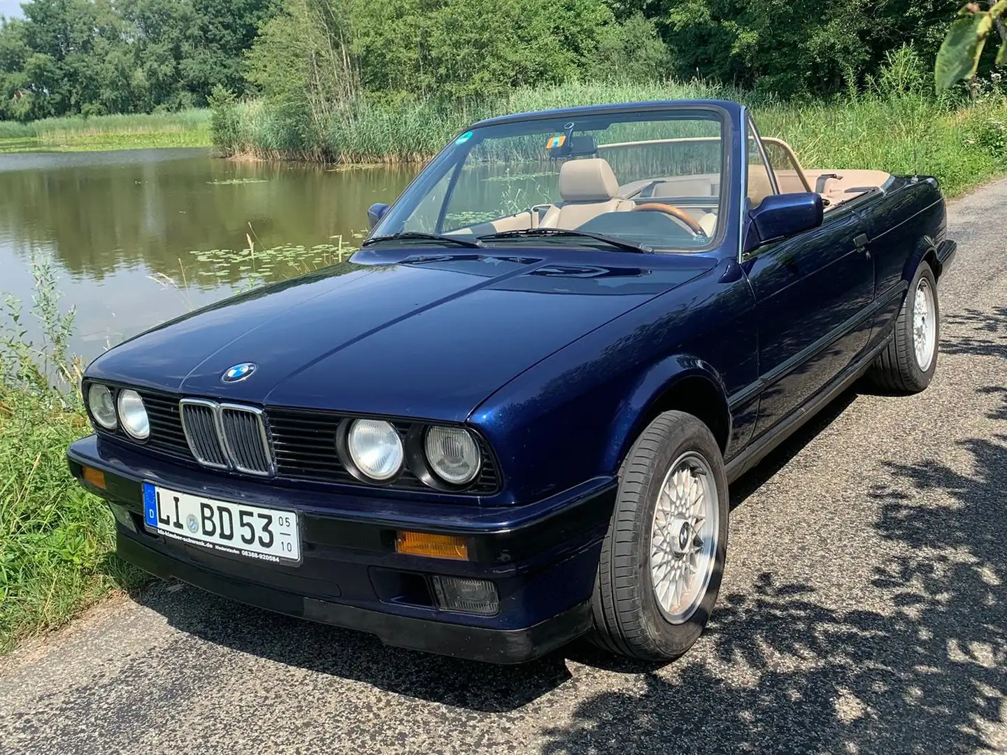 BMW E30 cabrio Azul - 2