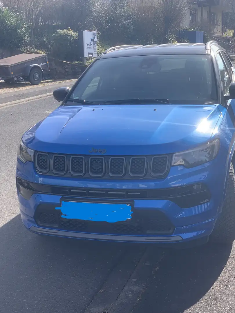 Jeep Compass Compass 1.3 T4 4xe PLUG-IN HYBRID Automatik Upland Azul - 1