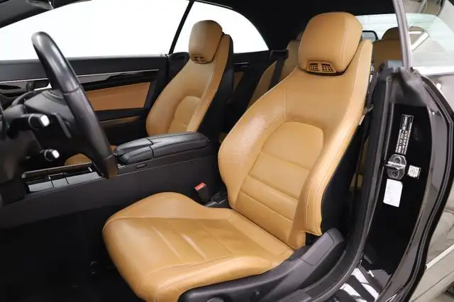 Mercedes-Benz E Class view 12