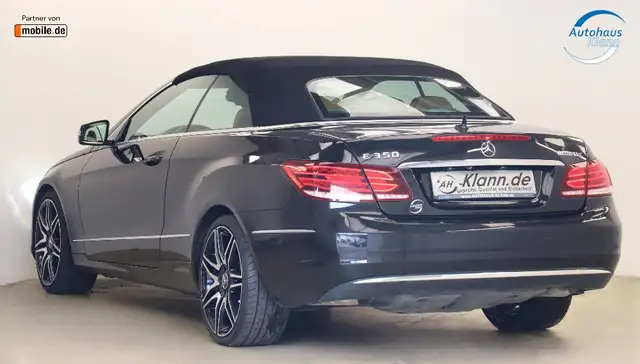 Mercedes-Benz E Class view 11