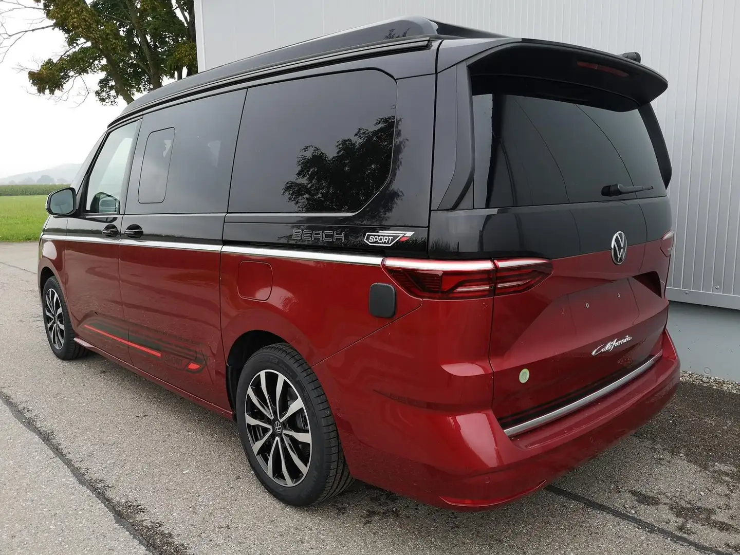 Volkswagen T7 California Beach Camper 2.0TDI DSG Sport Edition 8 Fach GV... Rot - 2