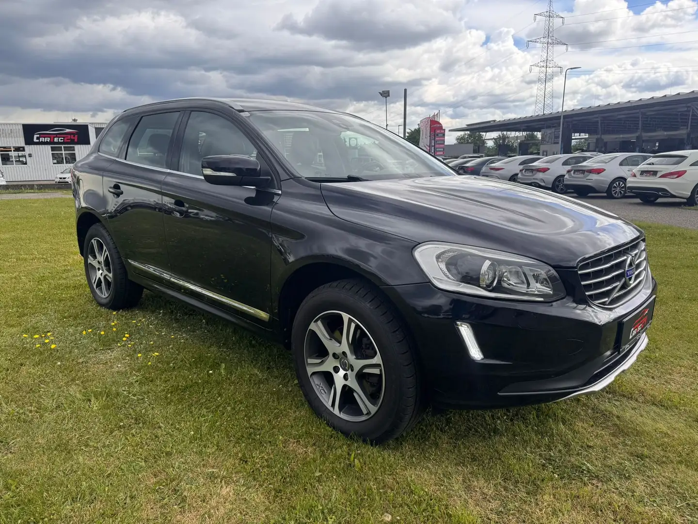 Volvo XC60 XC60 D4 Summum 2WD *Händler od. Export* Negro - 1