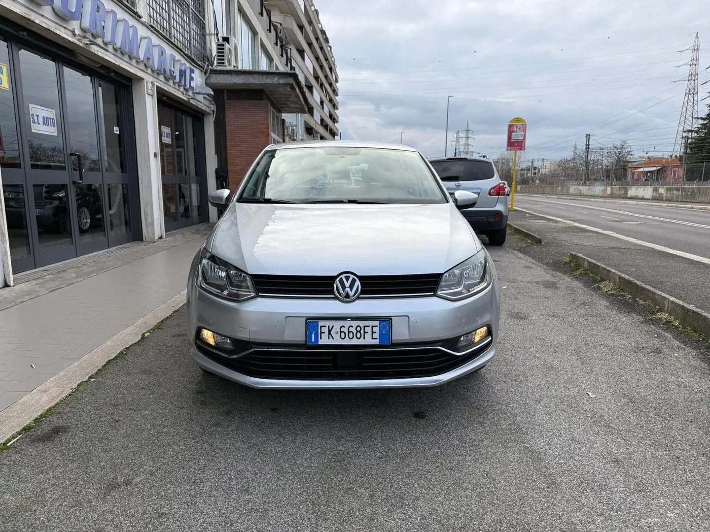 Volkswagen Polo 1.0 MPI COMFORTLINE 75 CV *UNIPRO**CARPLAY**RETRO* Argento - 1