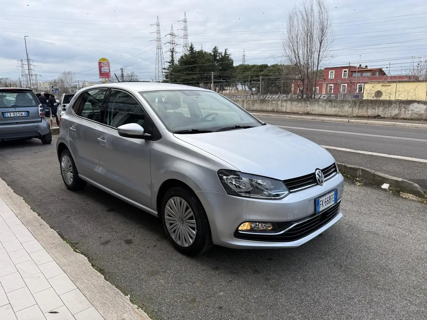 Volkswagen Polo 1.0 MPI COMFORTLINE 75 CV *UNIPRO**CARPLAY**RETRO* Argento - 2