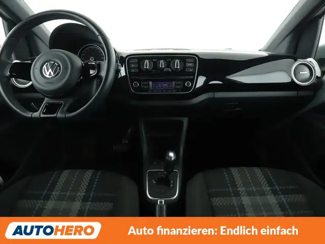 Volkswagen Up! view 12