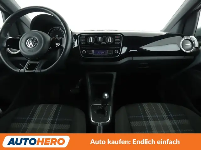 Volkswagen Up! view 12