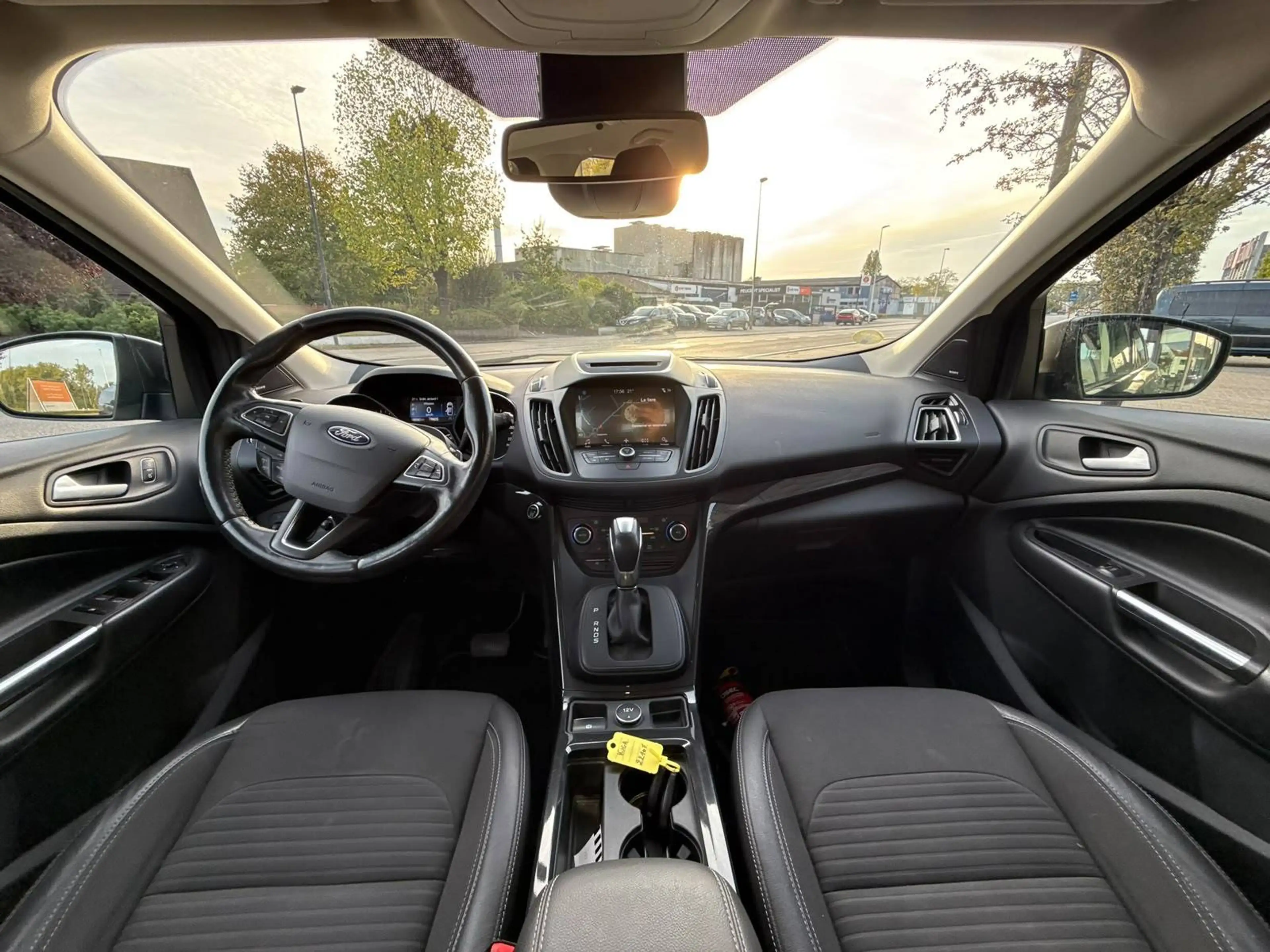 Ford Kuga Kuga 1.5 TDCi FWD Titanium PS — photo 11