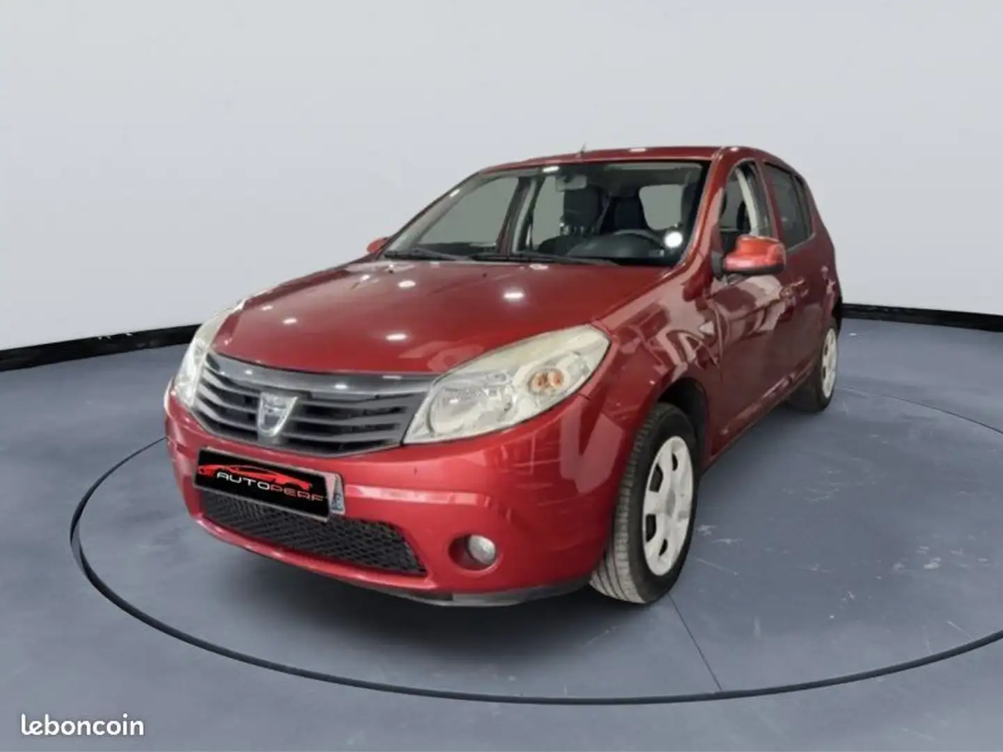 Dacia Sandero 1.2 75 Ch Laureate Clim Rouge - 1