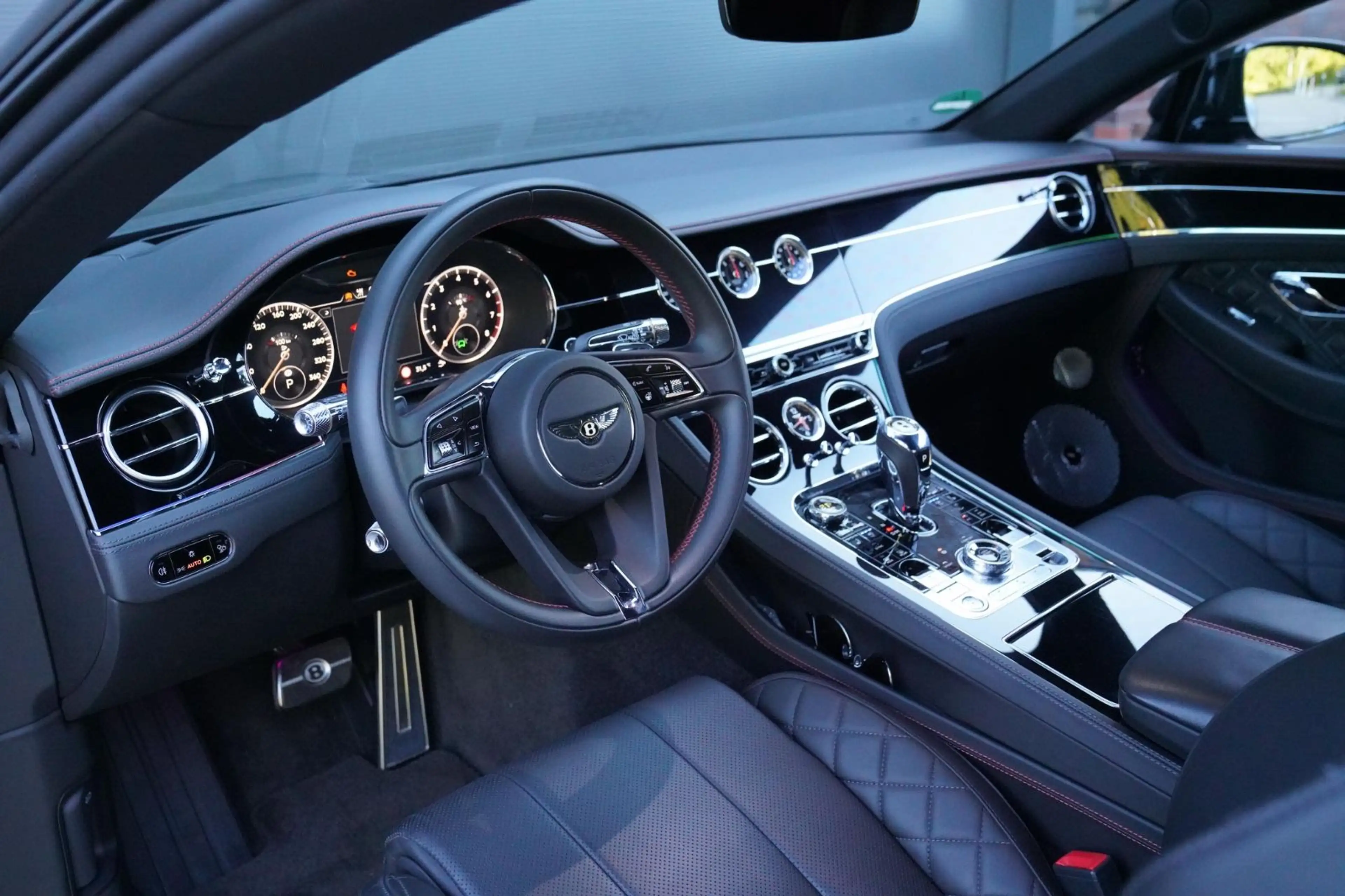 Bentley Continental GT Massage Naim Mulliner Centenary — photo 7