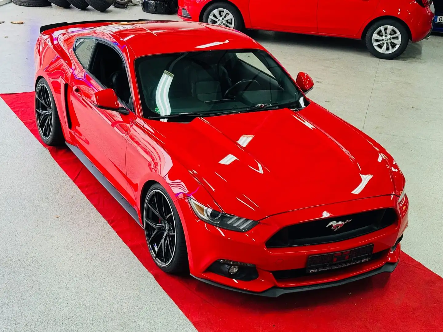 Ford Mustang Fastback -1. Hand -Unfallfrei Rot - 1