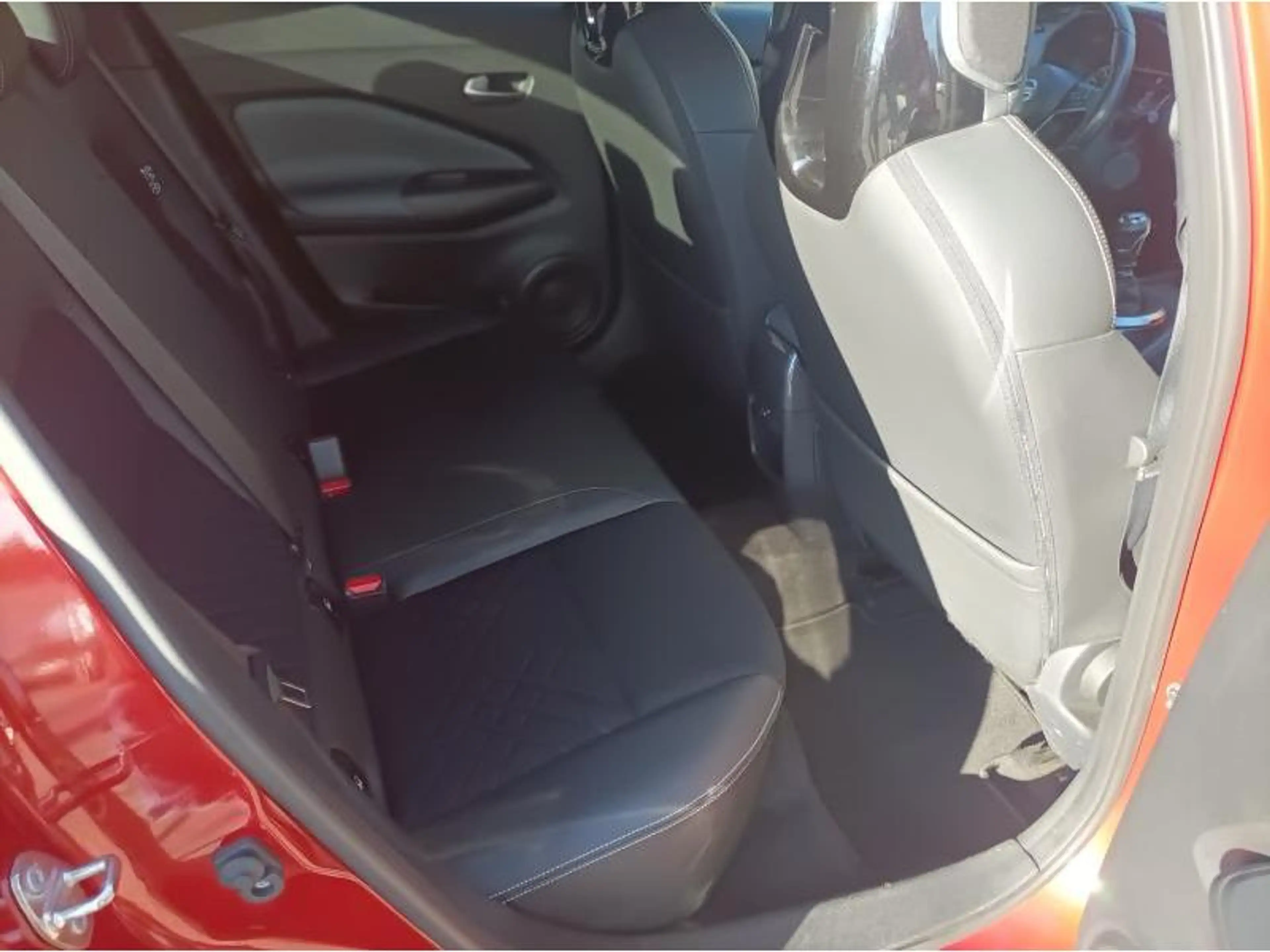 Nissan Juke — photo 11