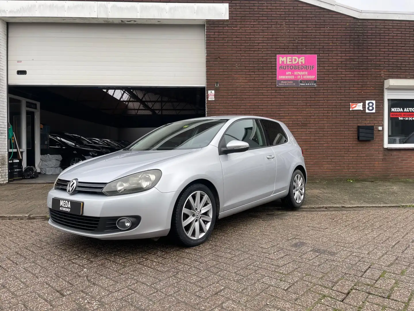 Volkswagen Golf 1.4 TSI Comfortline | Cruisecontrol | Airco Grijs - 1