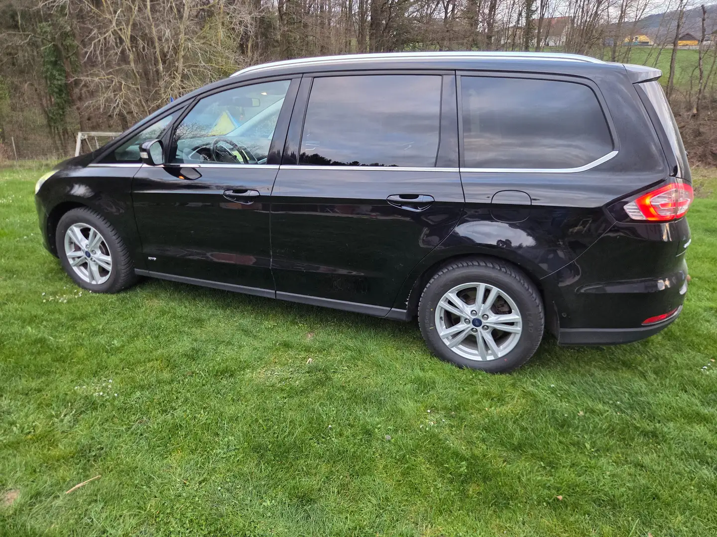 Ford Galaxy Galaxy 2,0 TDCi AWD Titanium Start/Stop Powershift Schwarz - 2