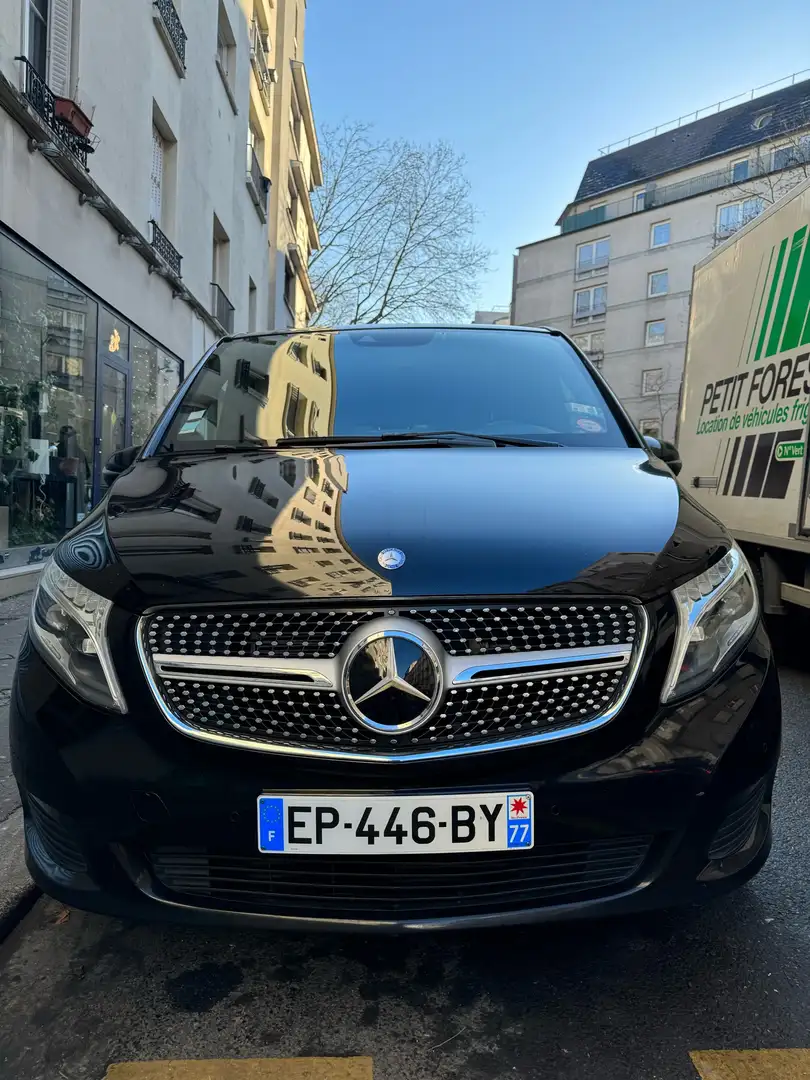 Mercedes-Benz V 220 - 1