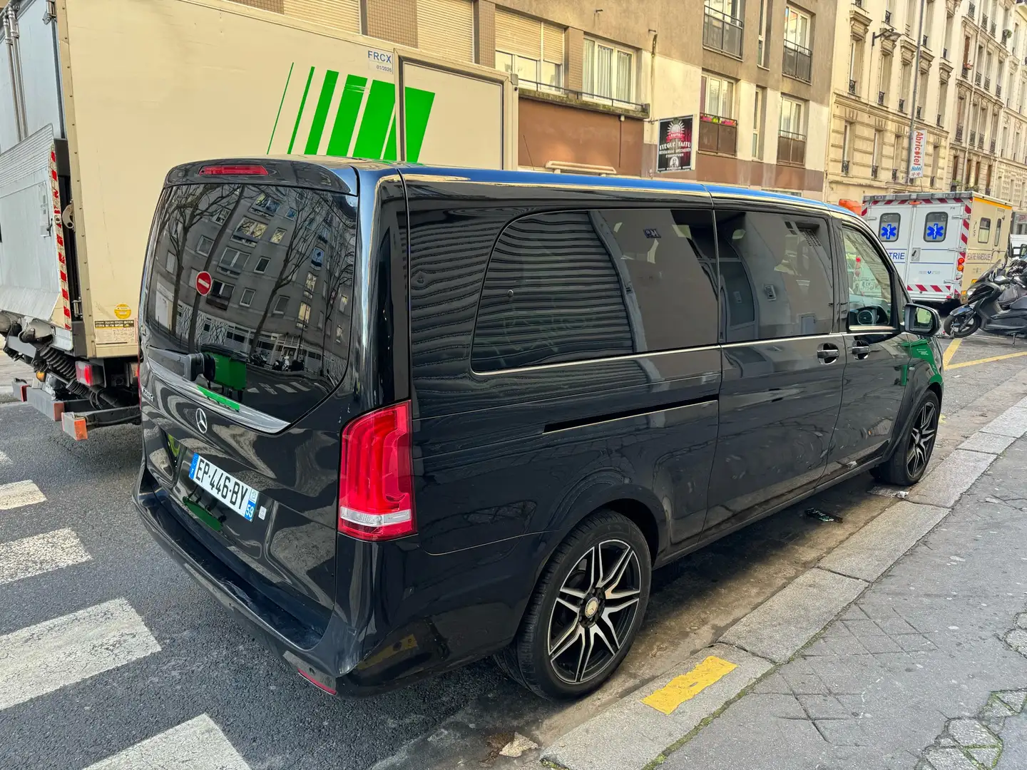 Mercedes-Benz V 220 - 2