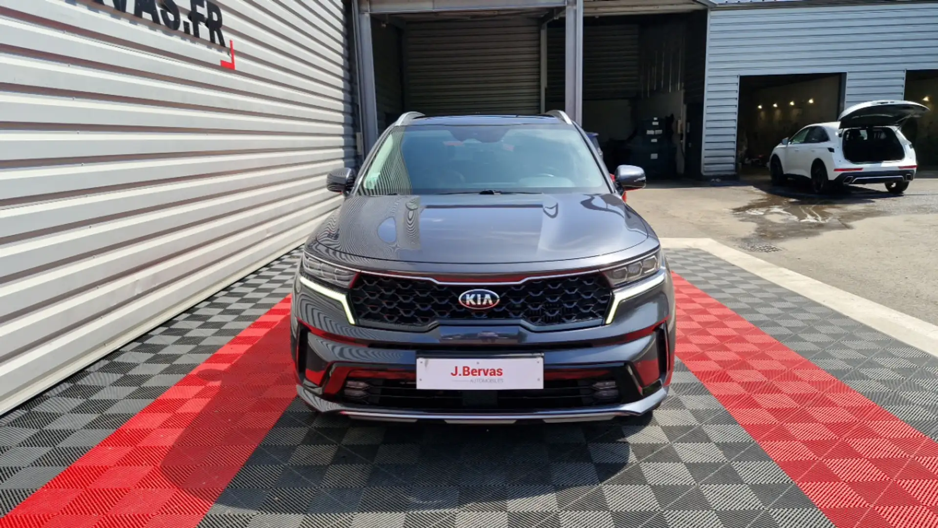 Kia Sorento 1.6 T-GDI HYBRIDE RECHARGEABLE 265 CH 7PL 4X4 BVA6 - 2