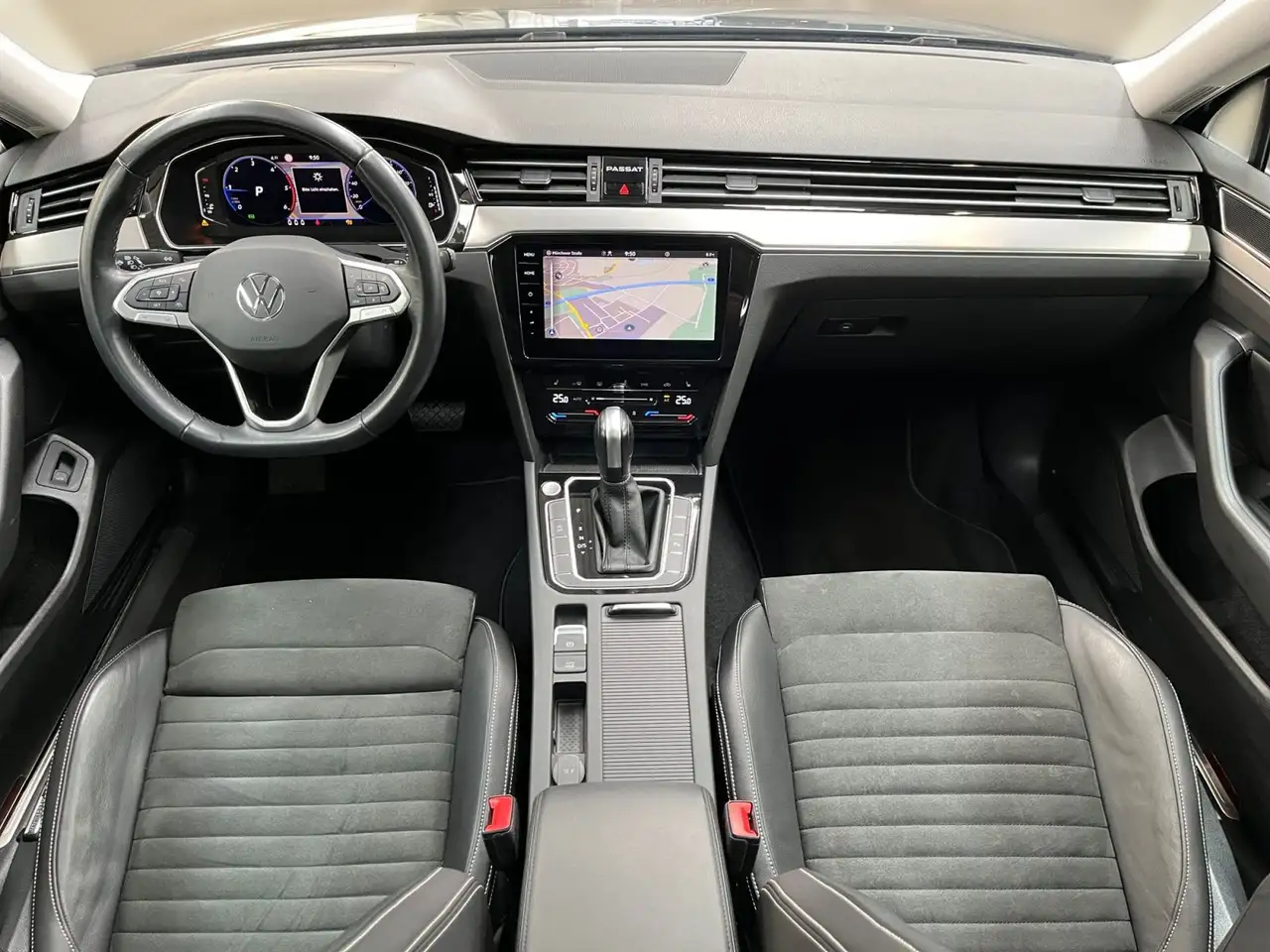 Volkswagen Passat Variant Elegance 2.0 TDI DSG, MATRIX/KAM/ 8