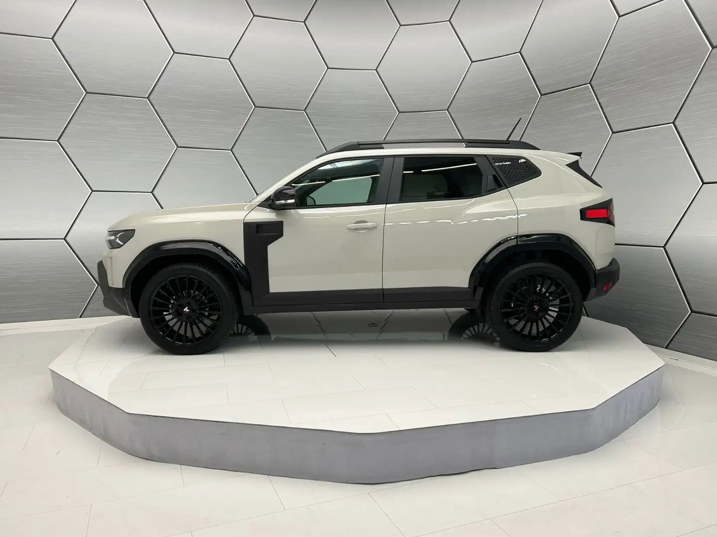 Dacia Duster III Hybrid 140 REDUST SPORT-LINE Beige - 2