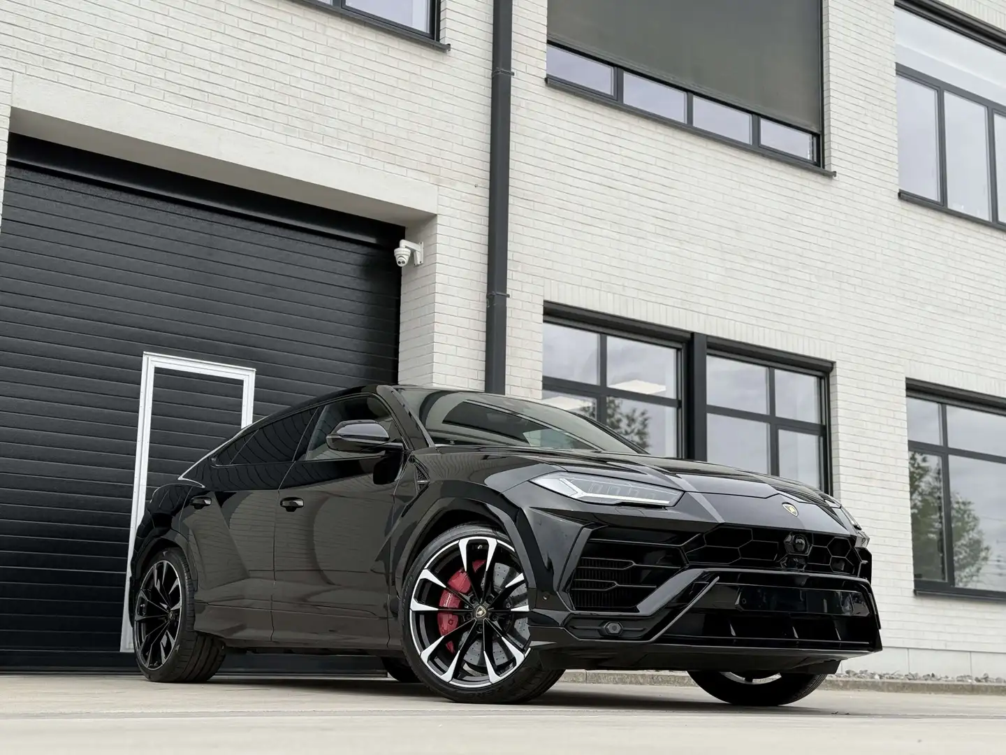 Lamborghini Urus \ B\u0026O/360CAMERA/23\/VENTIL+MASSAGE \ Noir - 1