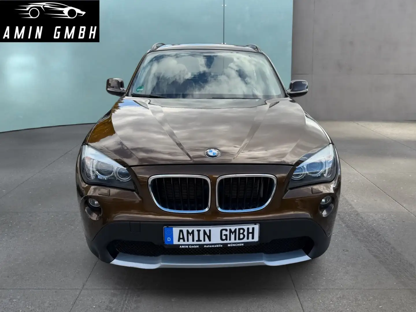 BMW X1 18 i sDrive Automatik Navi Leder Pano LED Brun - 2