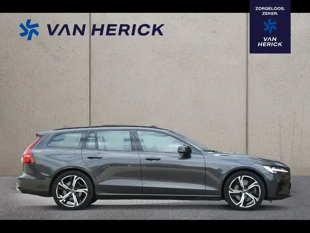 Volvo V60 view 3