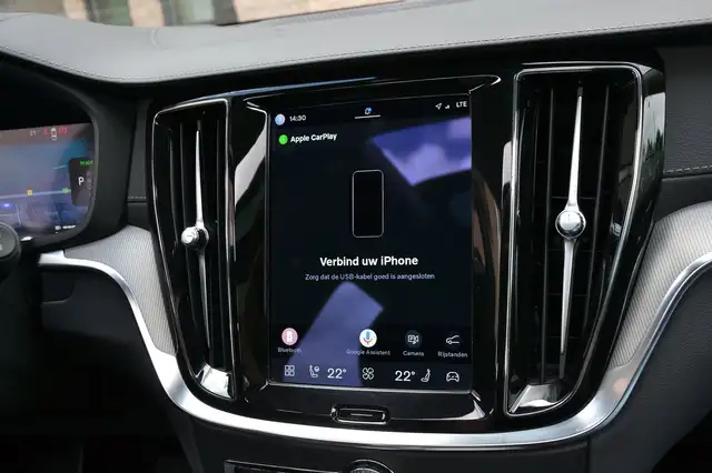 Volvo V60 view 15