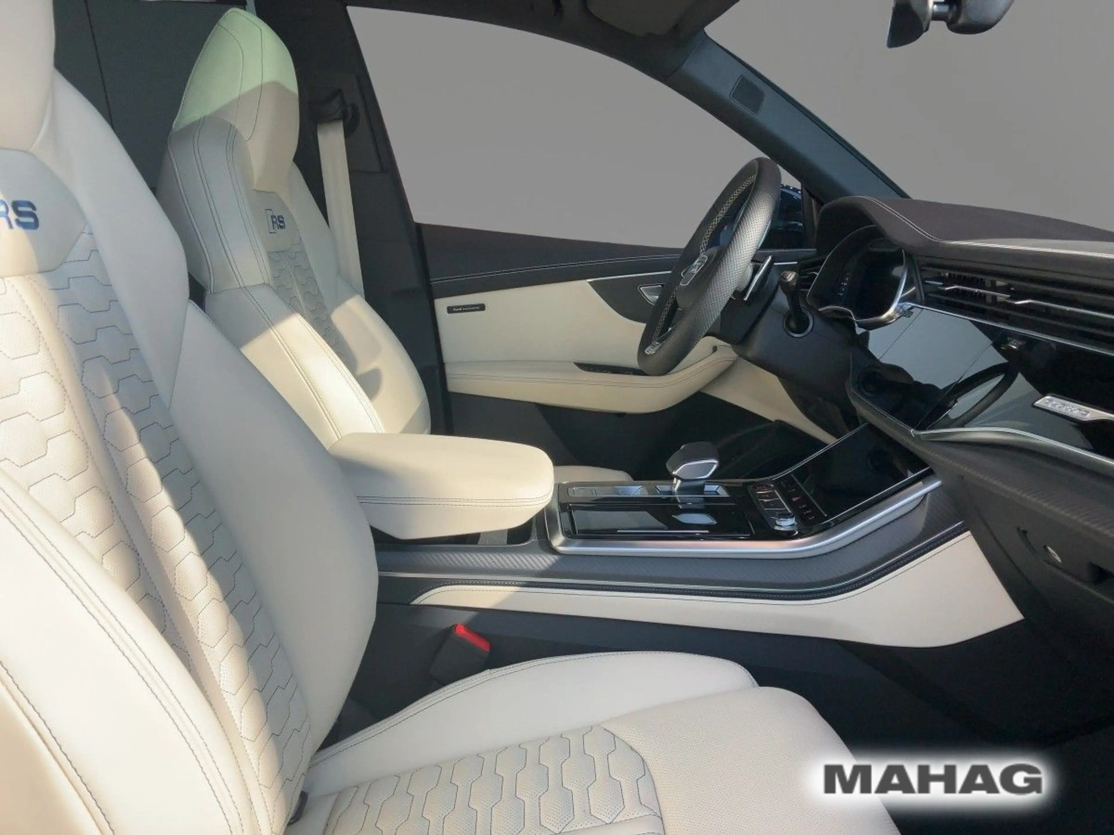 Audi RS Q8 SUV performance 471 kW tiptro nic — photo 7
