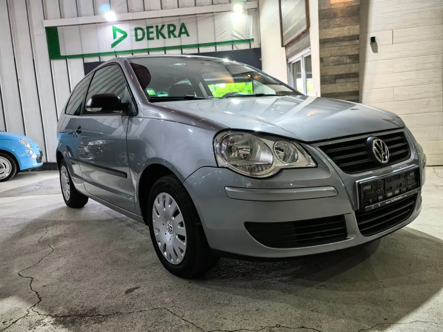 Volkswagen Polo IV Tour Edition 1.Hand/Schiebedach/PDC Silber - 1
