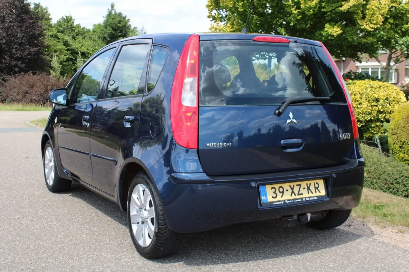 Mitsubishi Colt 1.3 95pk Invite+ automaat airco/cruise/lm velgen Blauw - 2