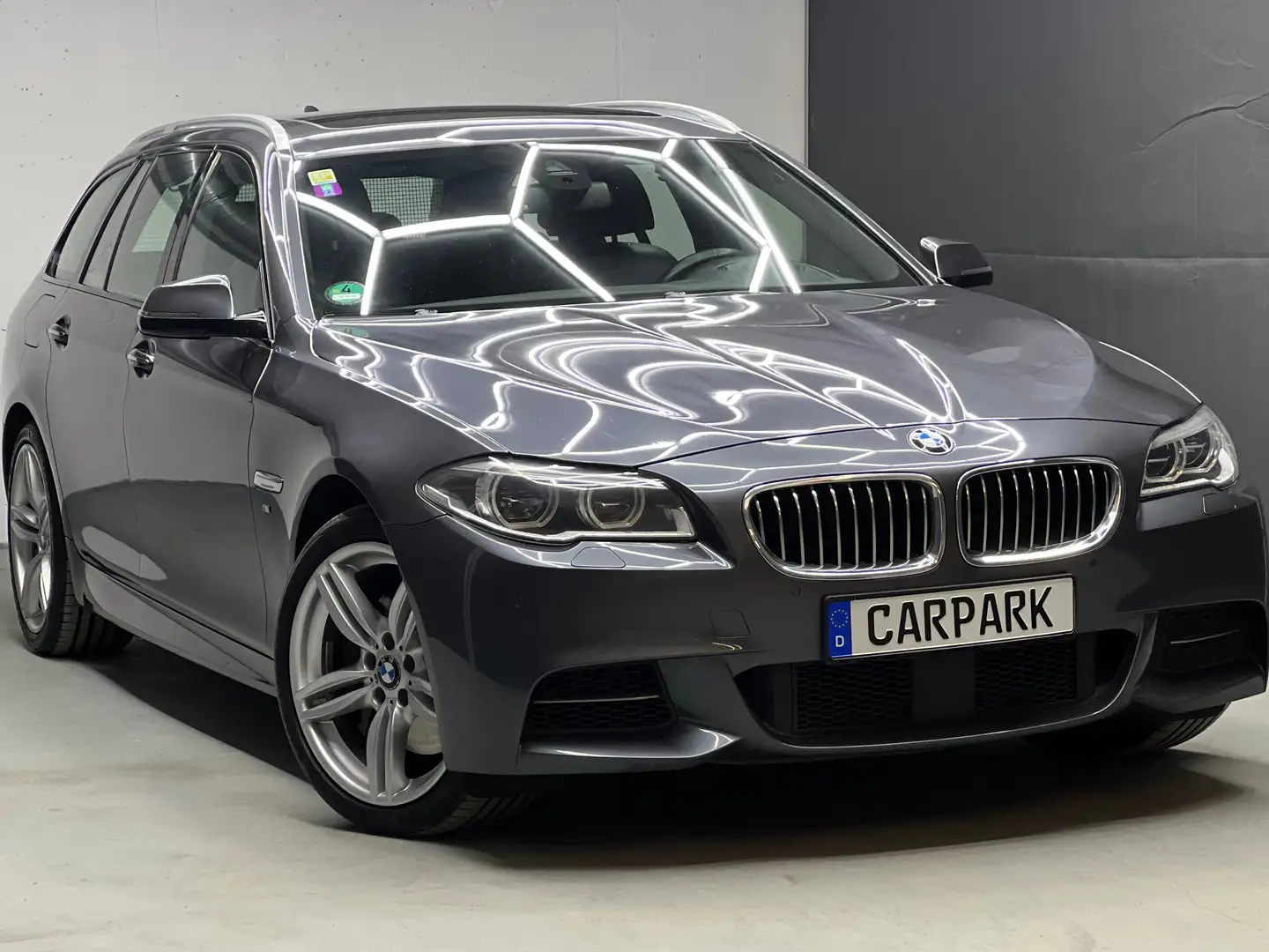 BMW 535 M 535 d xDrive voll Ausstattung Grau - 1