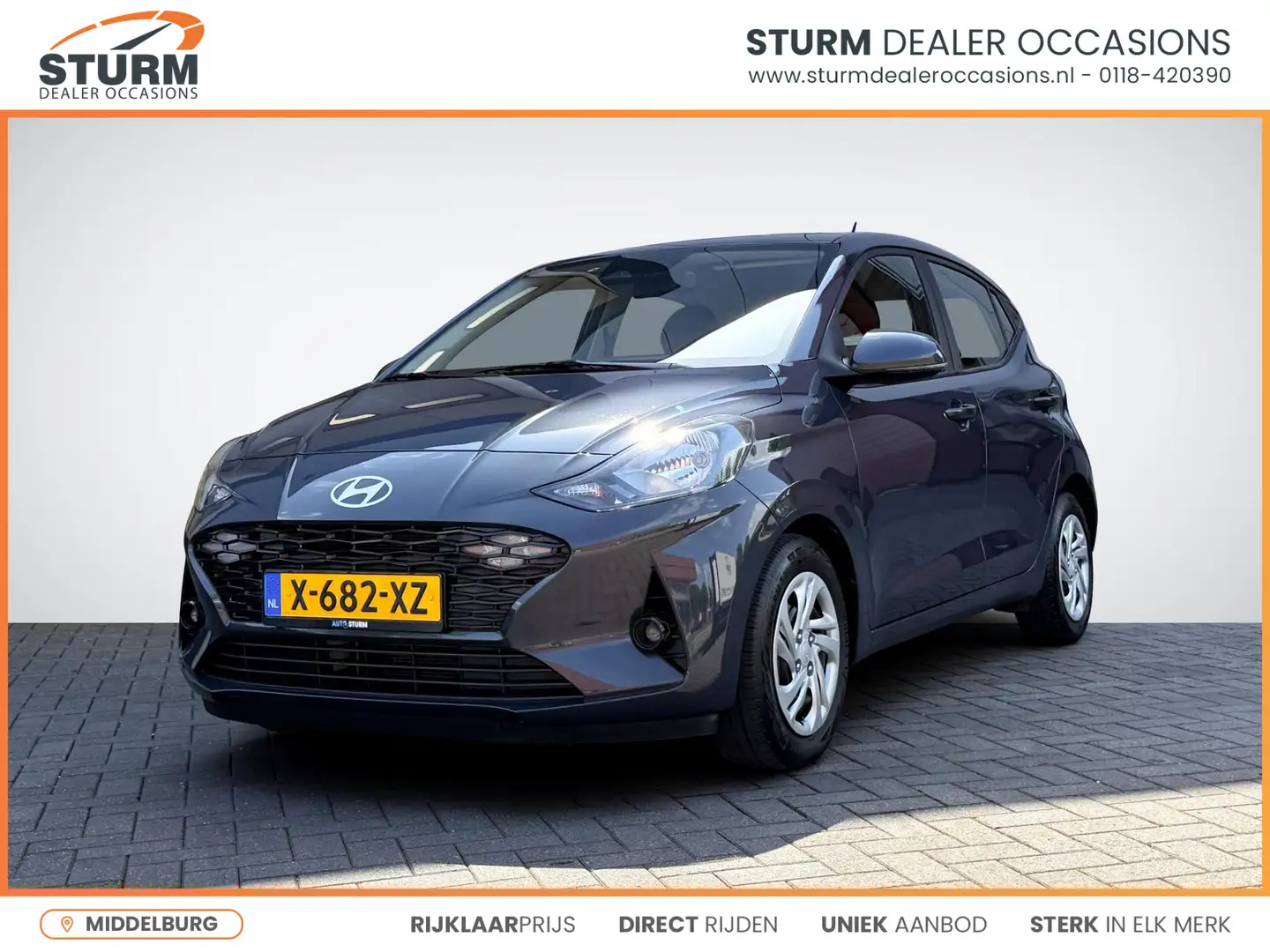 Hyundai i10 1.0 Comfort Smart | Navigatie | Camera | Apple Car Grijs - 1