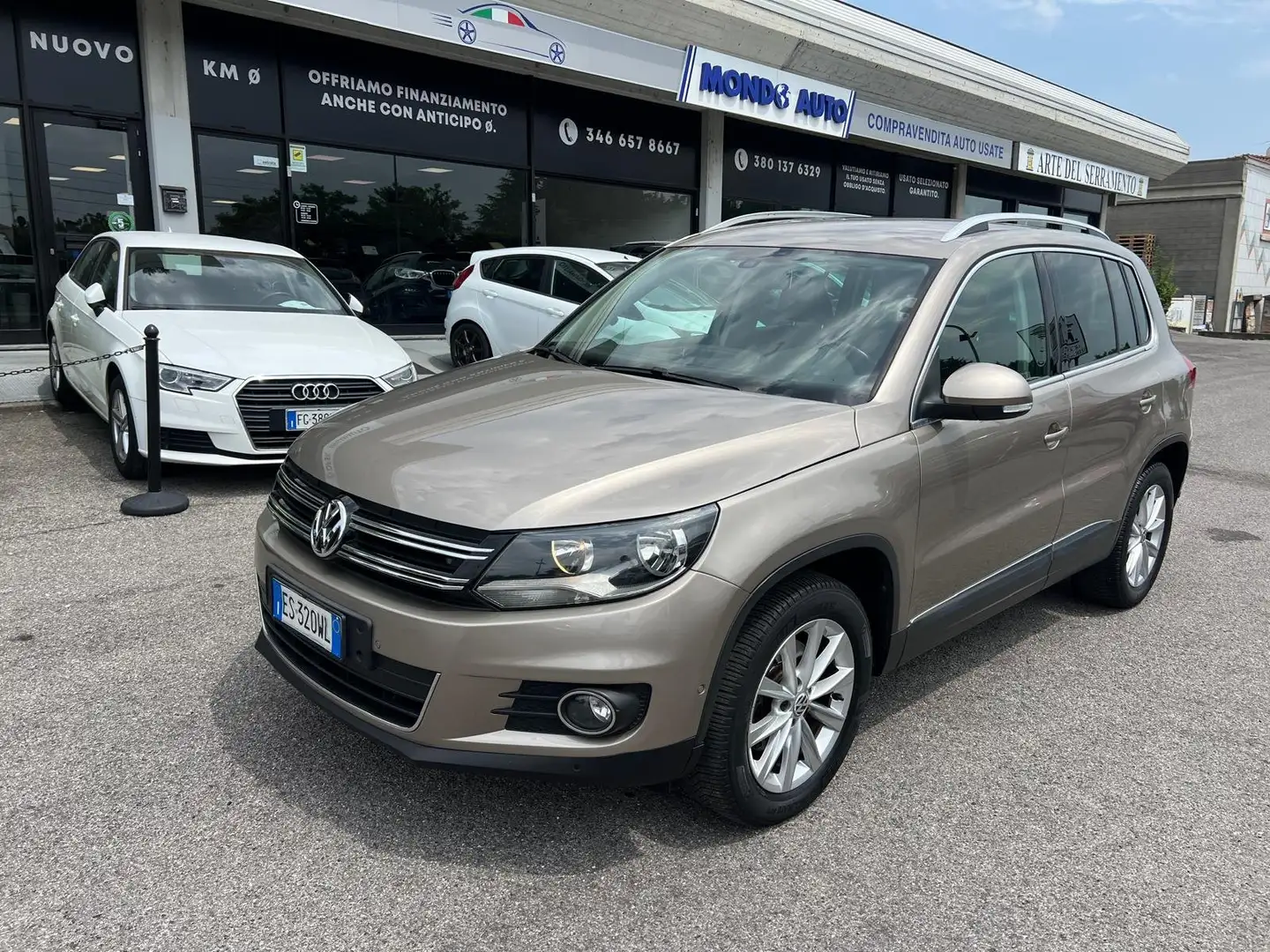 Volkswagen Tiguan 2.0 tdi bm Sport *UNIPROPRIETARIO*SERVICE-VW* Bronzo - 1