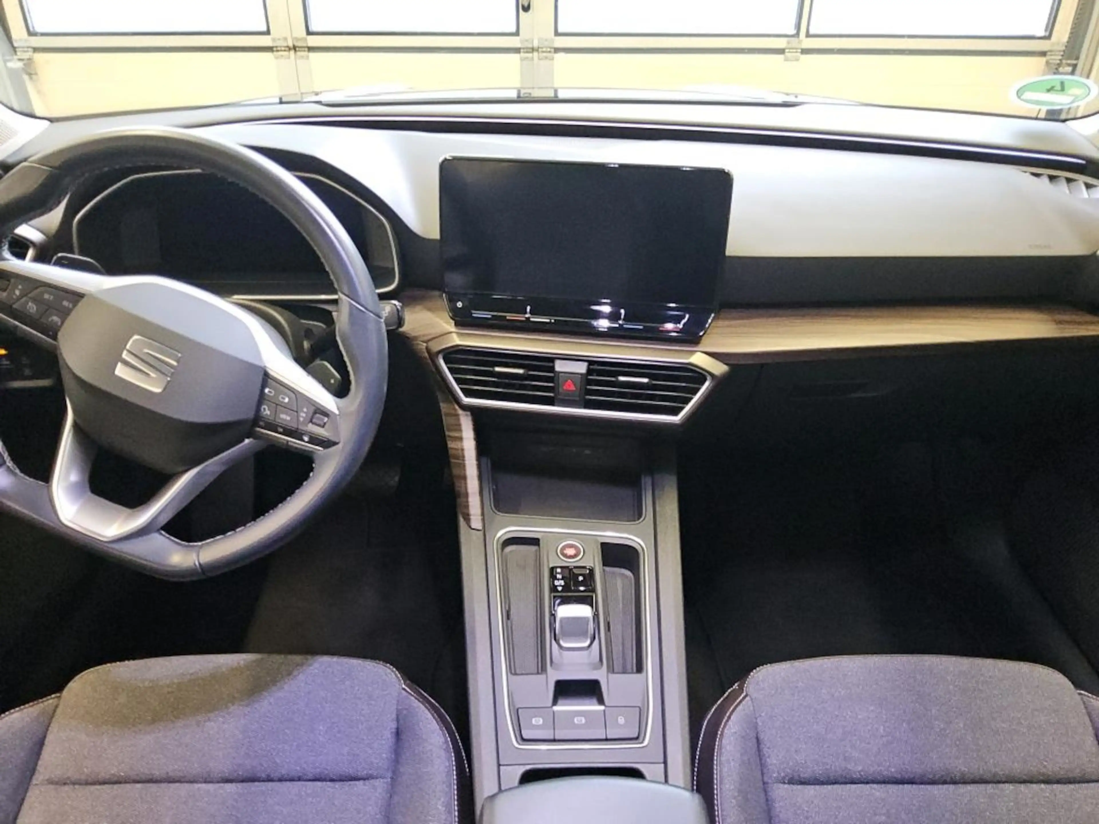 SEAT Leon 2.0 TDI DSG Xcellence *NAVI*ACC*KESSY* — photo 6