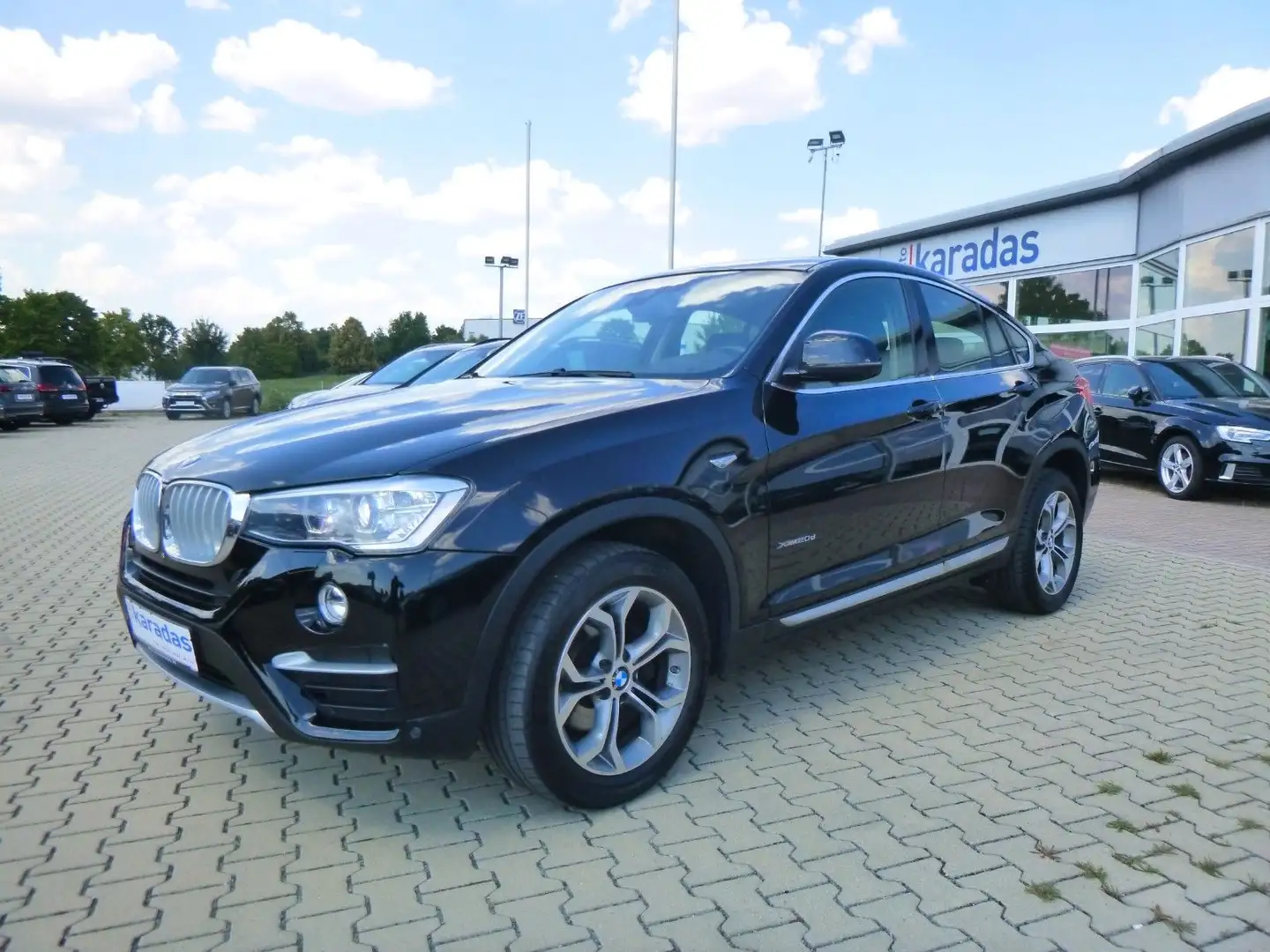 BMW X4 xDrive 20 d xLine AUT/Headup/XEN/Leder/Navi Schwarz - 1
