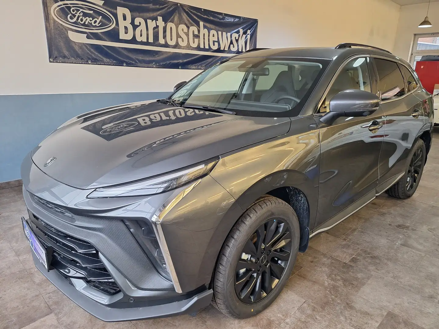 Forthing T5 Evo Exclusive Grau - 1