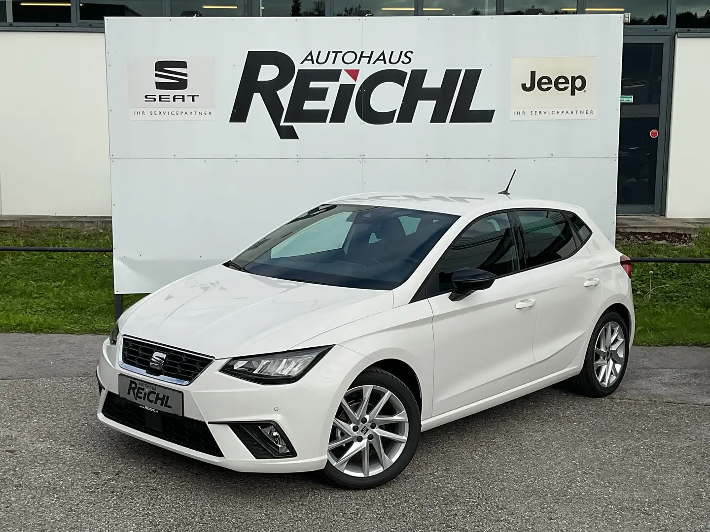 SEAT Ibiza Ibiza 1,0 TSI FR Edition FR Edition Weiß - 1
