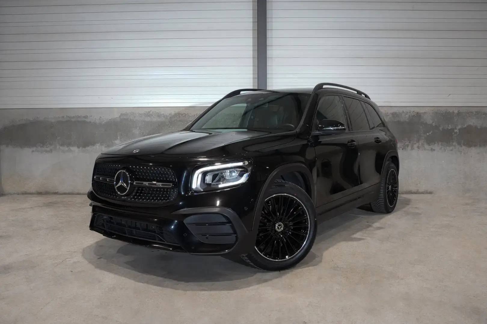 Mercedes-Benz GLB 180 ✖️ PACK AMG | FULL OPTION | LED | TVA Černá - 1