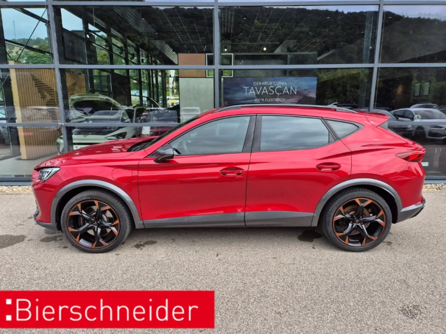 CUPRA Leon Sportstourer 2.0 TSI DSG 4DRIVE VZ PANO eSITZ eHEC Noir - 2