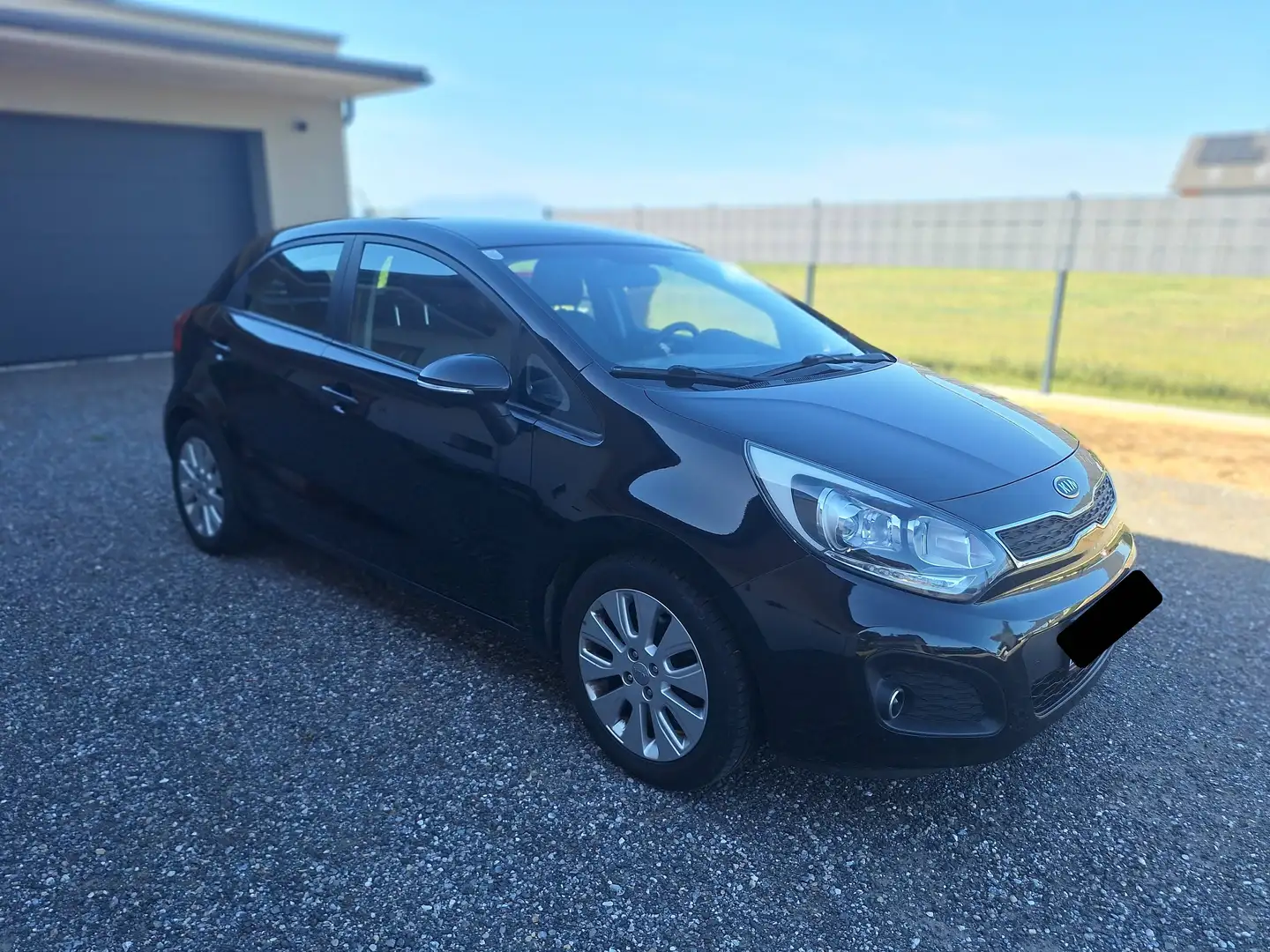 Kia Rio Rio 1,4 CRDi ISG Active Active Schwarz - 1