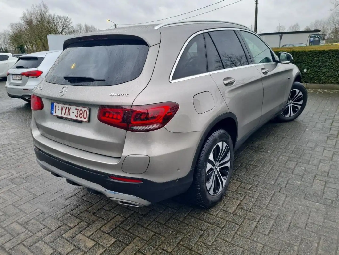 Mercedes-Benz GLC 300 de 4-Matic PHEV Argent - 1