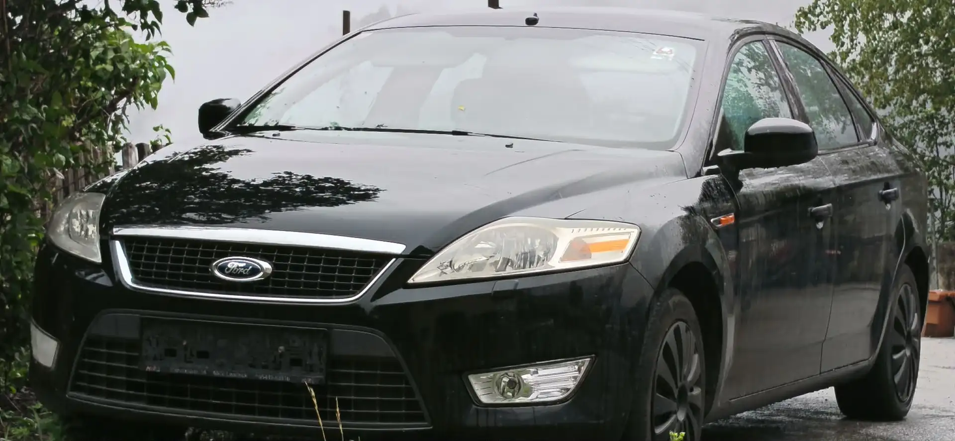 Ford Mondeo 2008. Schwarz - 1