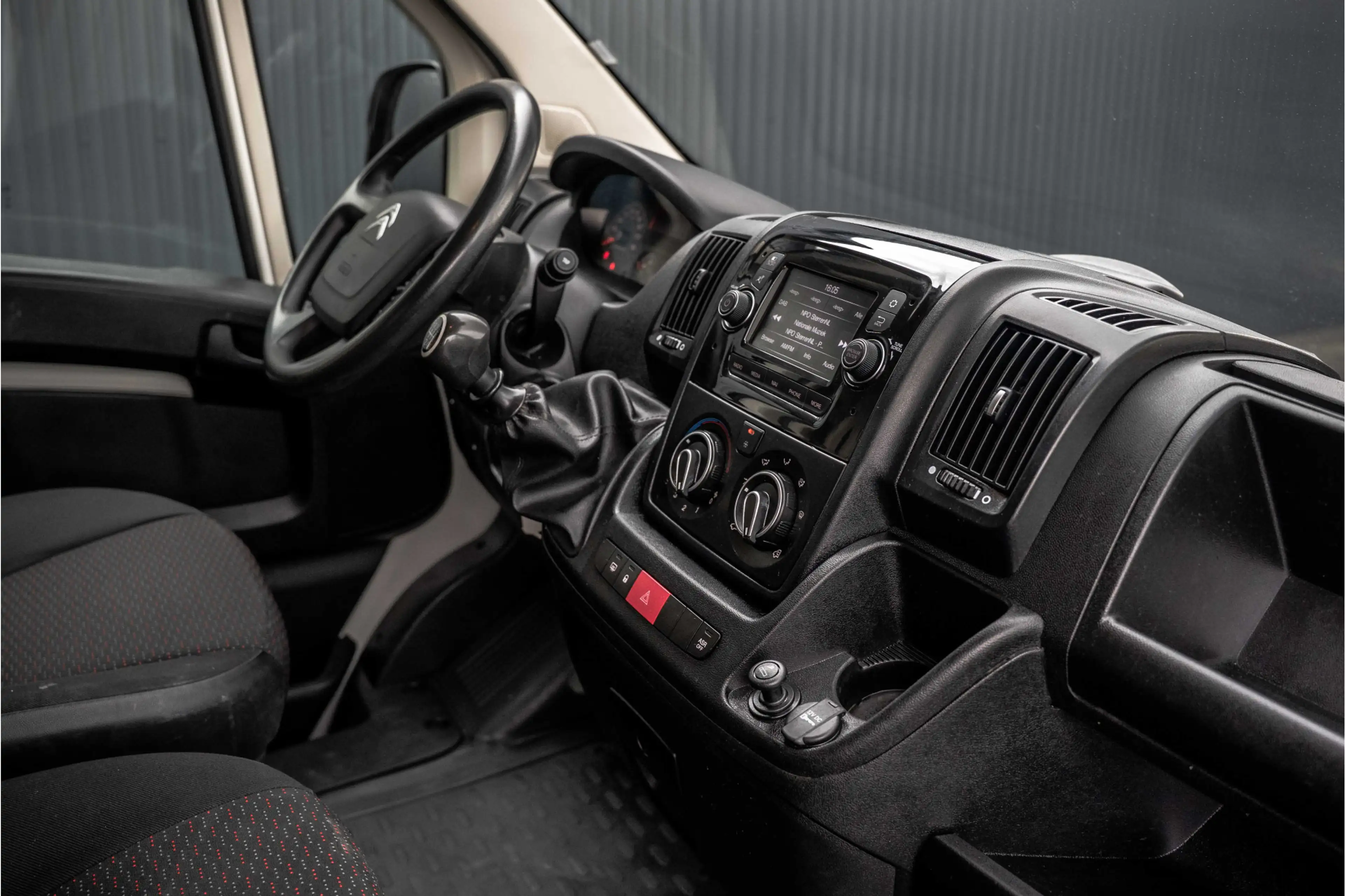 Citroen Jumper 2.2 BlueHDi 140 L2H2 | Camera | Cruise | 1e Eigena — photo 2