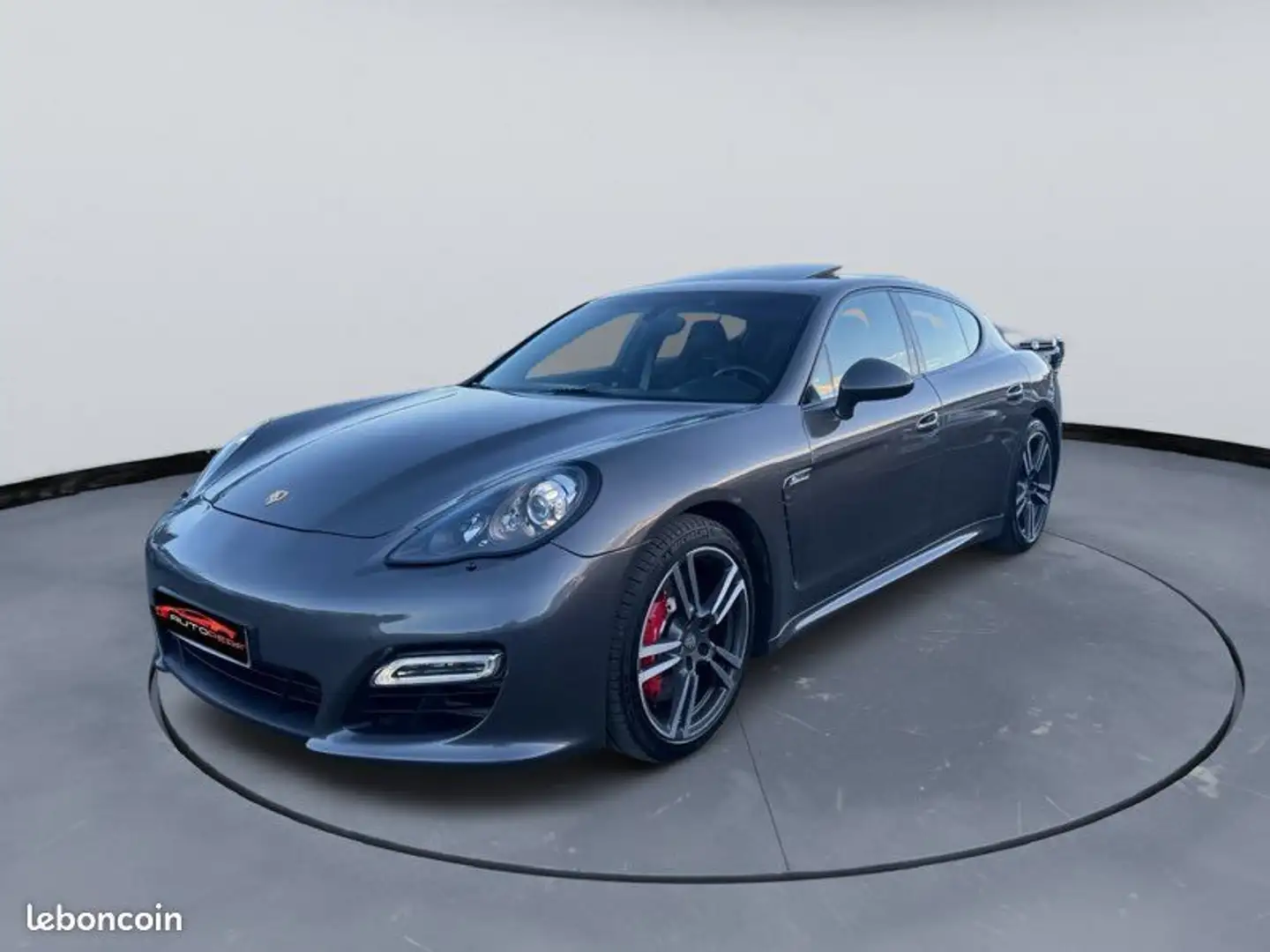 Porsche Panamera GTS V8 4.8 430 CH PDK Pack chrono radar avant arrière siege chauffant toit ouvrant Grijs - 1