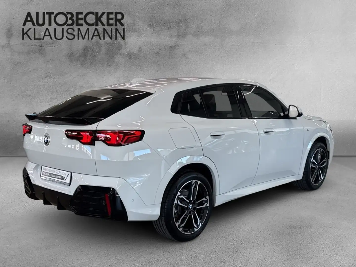 BMW X2 sDRIVE 20i AUTOMATIK U10 M SPORT 19''WIDESCREEN LE Blanc - 2