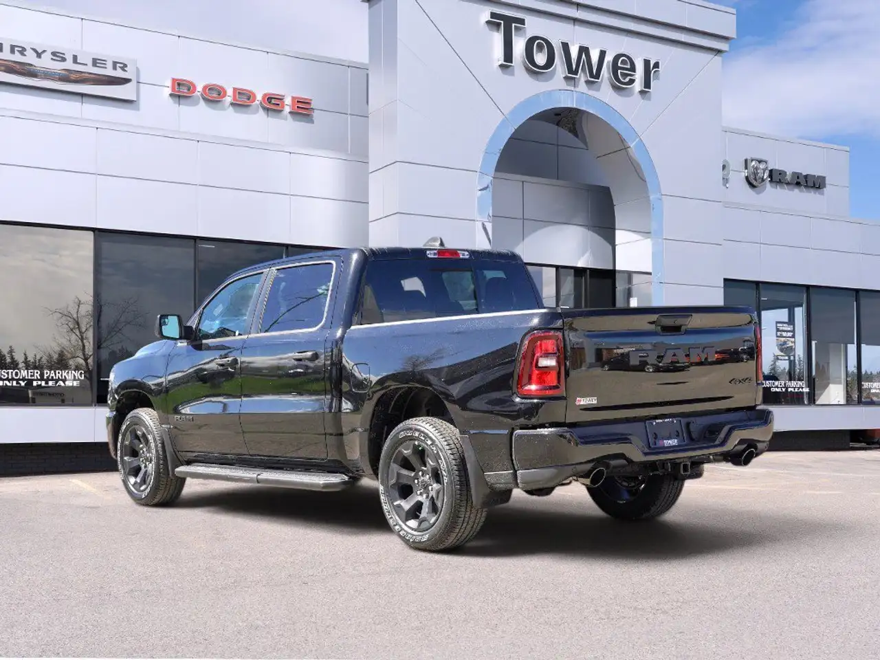 RAM 1500 снимка RAM 1500