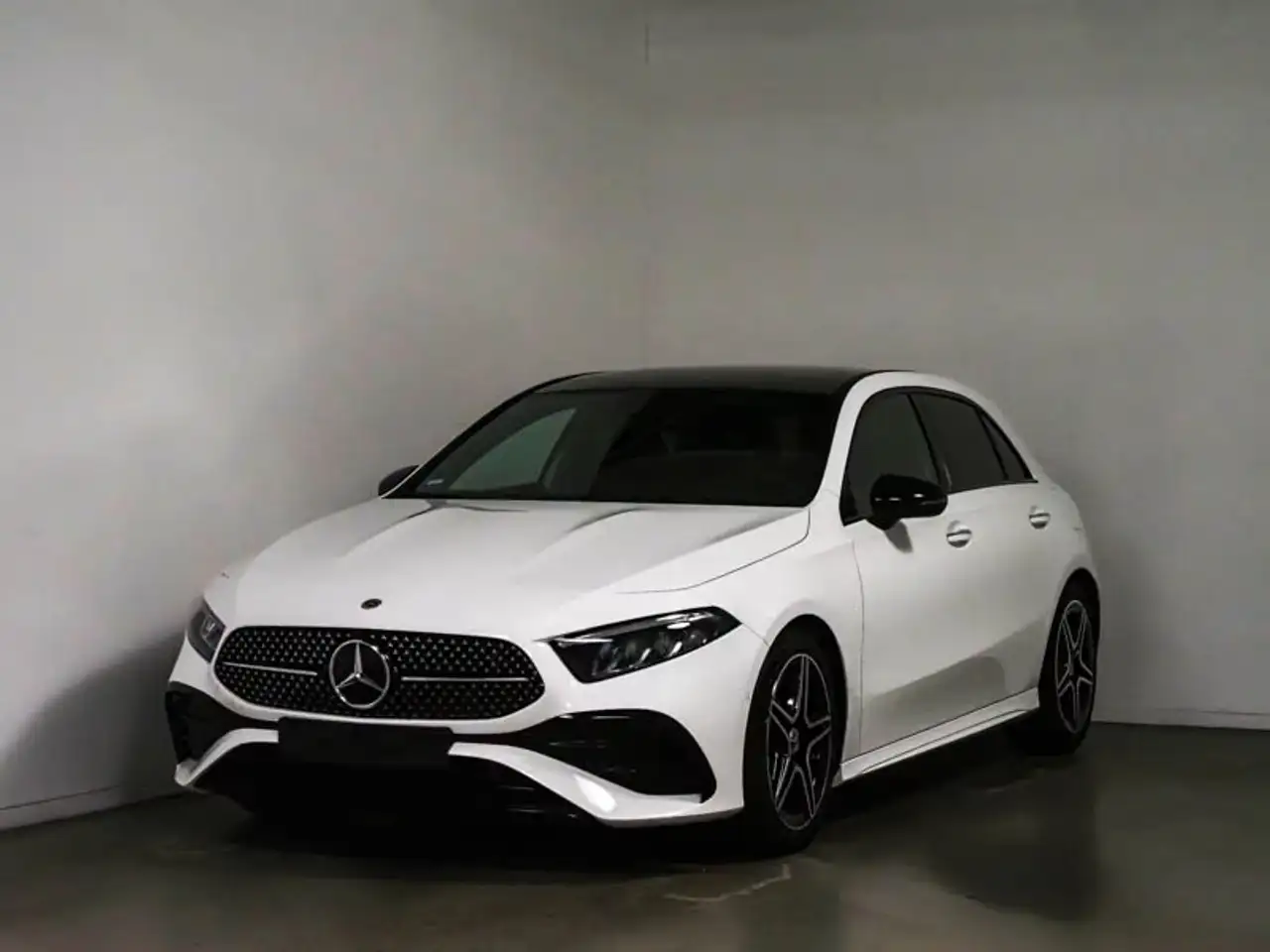 Mercedes-Benz A 220